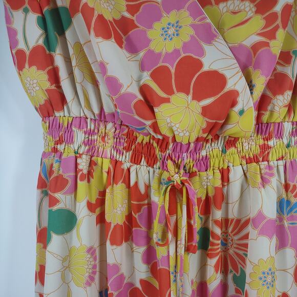 Sugar Lips Floral Romper, Size Medium - Picture 6 of 10